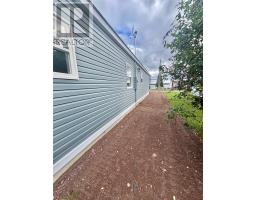 81A Commonwealth Drive thumbnail 10