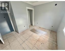 81A Commonwealth Drive thumbnail 12