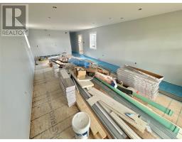 81A Commonwealth Drive thumbnail 16