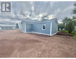 81A Commonwealth Drive thumbnail 8
