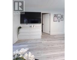 699 Innisfil Beach Road, Innisfil, ON L9S4E4 Photo 9