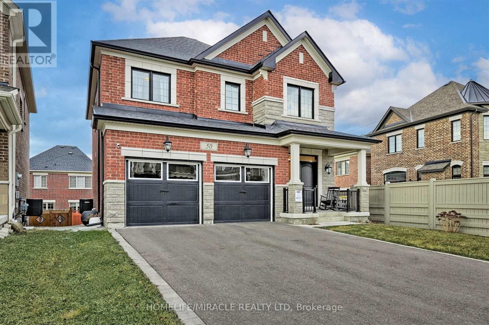 50 CHORUS CRESCENT, Vaughan (Kleinburg) — photo 2