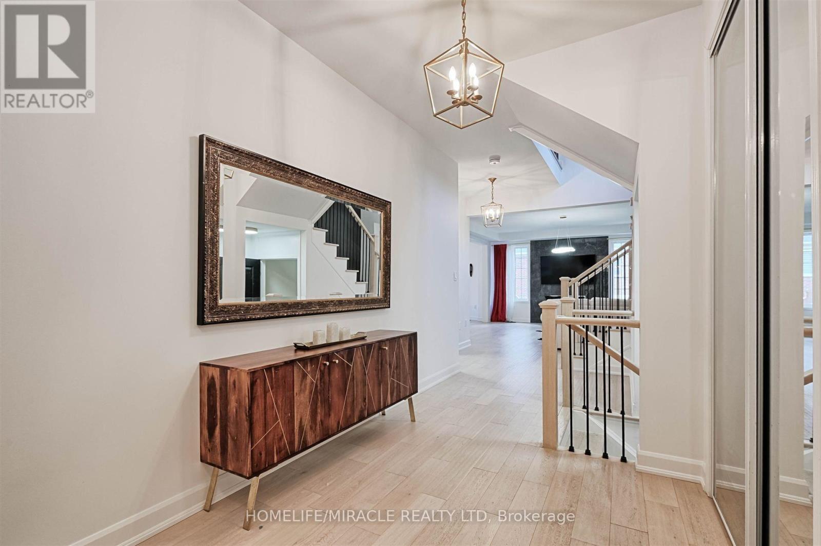 50 CHORUS CRESCENT, Vaughan (Kleinburg) — photo 3