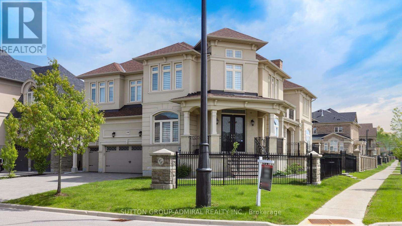 100 VIRTUE CRESCENT, Vaughan (Vellore Village)