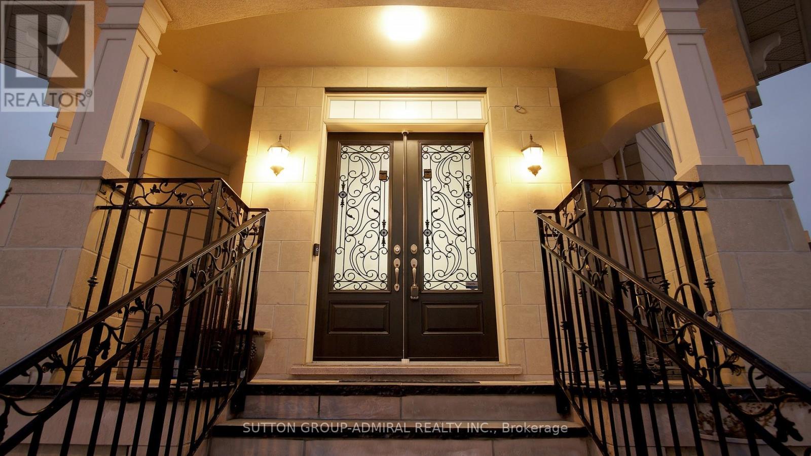 100 VIRTUE CRESCENT, Vaughan (Vellore Village) — photo 2