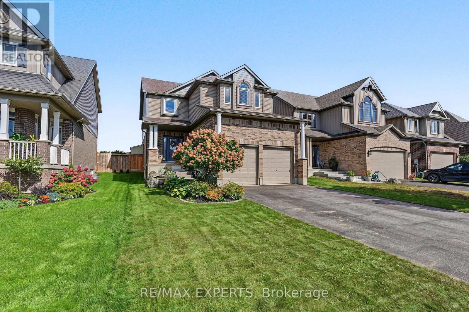 18 ARNOLD CRESCENT - 2