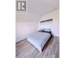 761 Innisfil Beach Road, Innisfil, ON L9S4E4 Photo 11