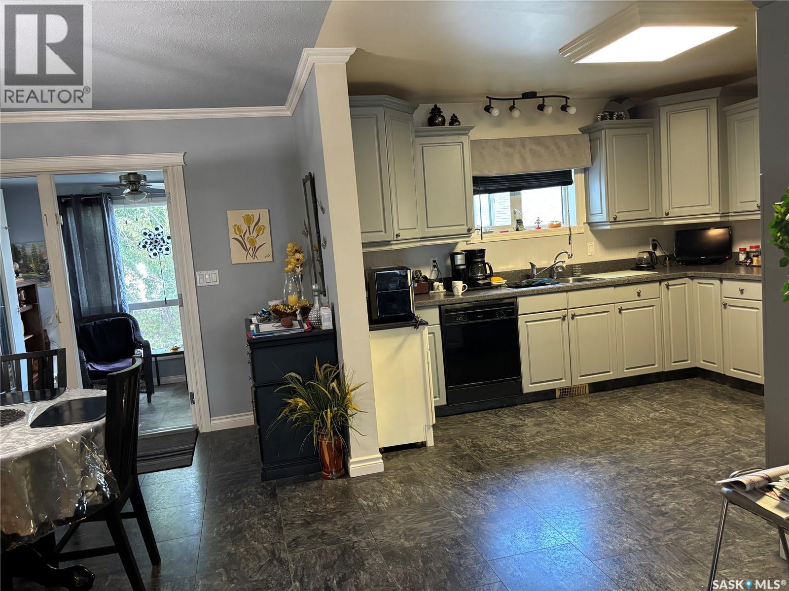 1546 Athabasca STREET W, Moose Jaw — photo 24