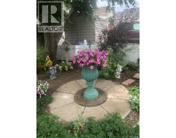 2pc Ensuite bath - 1546 Athabasca Street W, Moose Jaw, SK S6H7K4 Photo 6