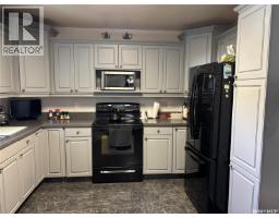 Bedroom - 1546 Athabasca Street W, Moose Jaw, SK S6H7K4 Photo 8