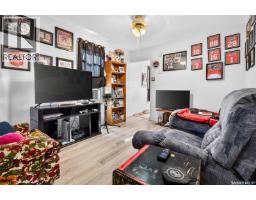 1080 9th Avenue Sw, Moose Jaw, SK S6H5X5 Photo 10