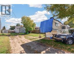 1080 9th Avenue Sw, Moose Jaw, SK S6H5X5 Photo 24
