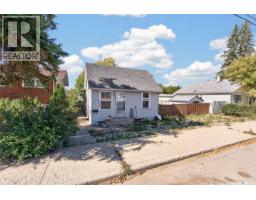 1080 9th Avenue Sw, Moose Jaw, SK S6H5X5 Photo 27