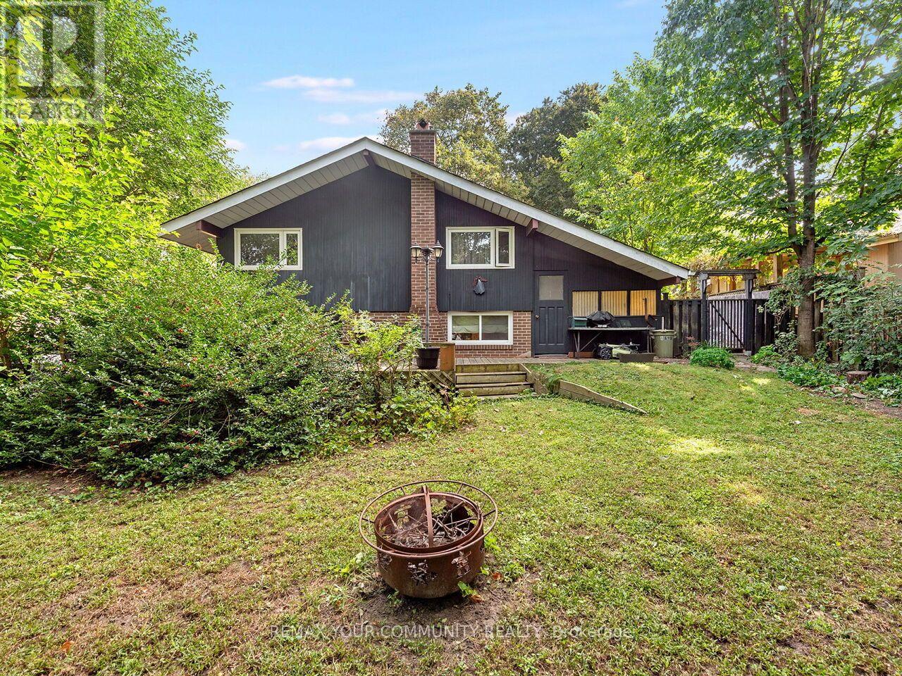 1899 DELANEY DRIVE - 36