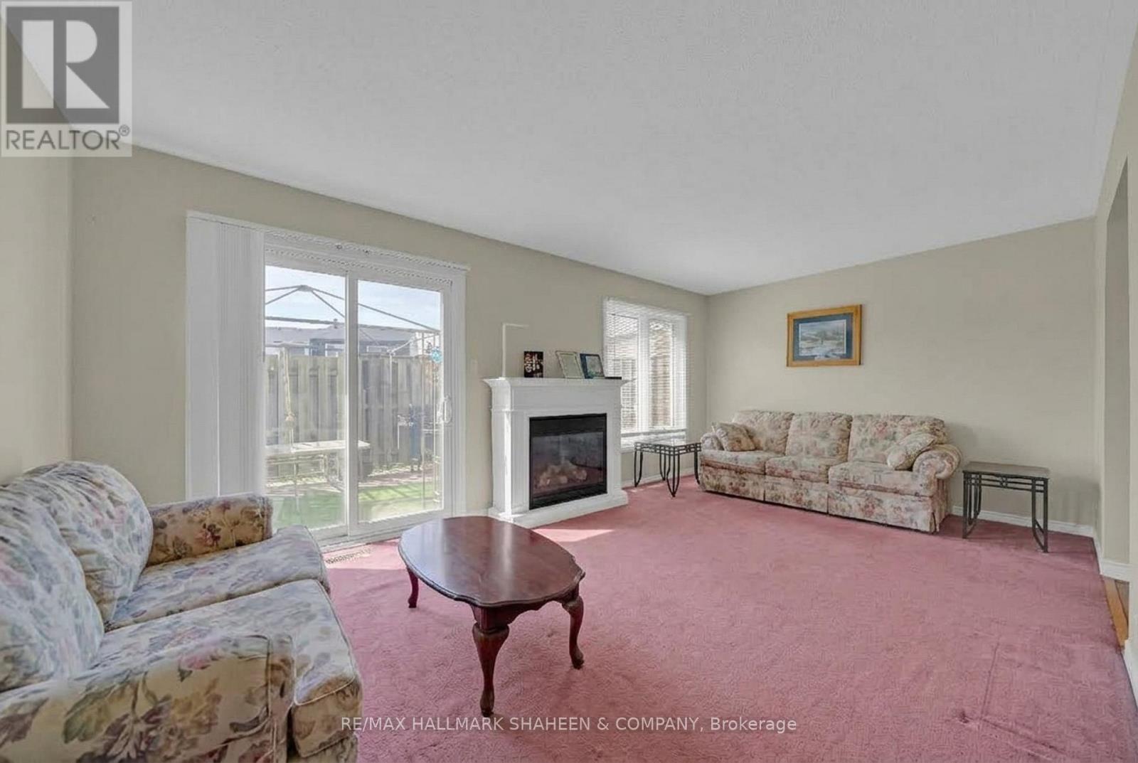 #4 2238 UPPER MIDDLE ROAD - 16