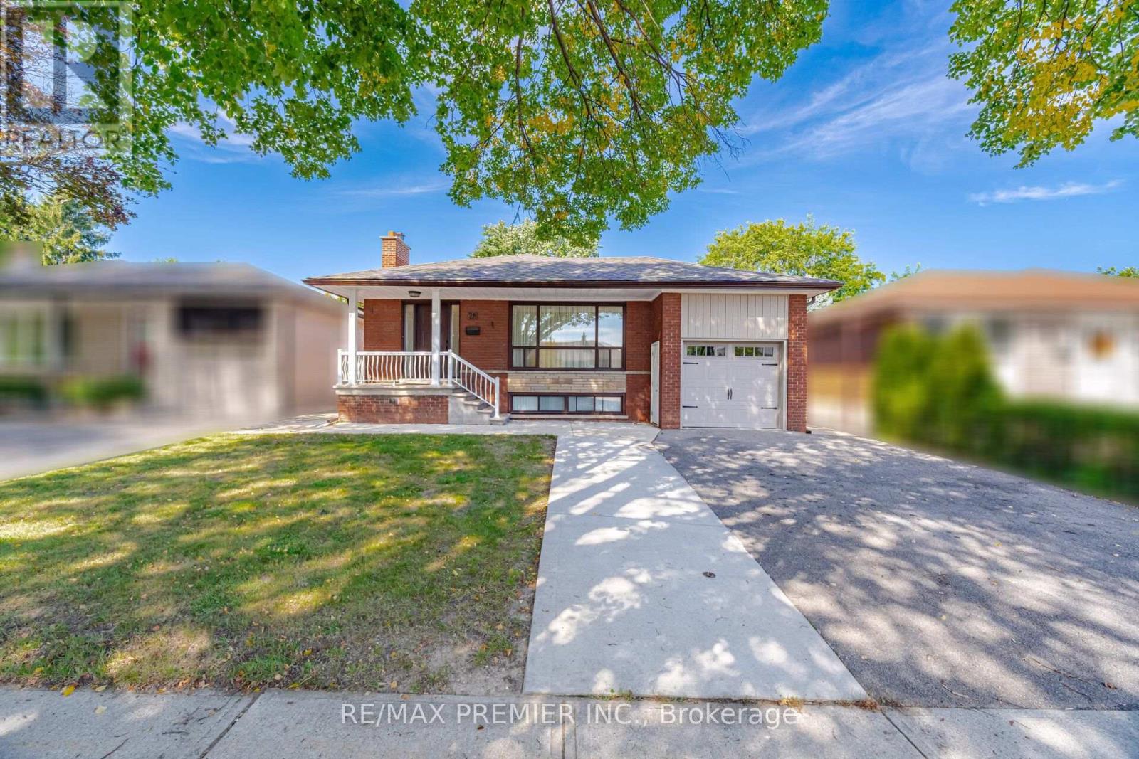 28 LANDRON CRESCENT - 2