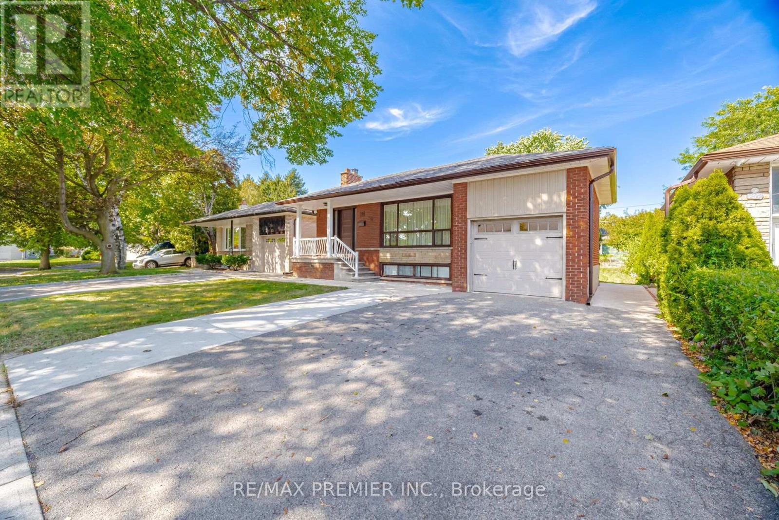 28 LANDRON CRESCENT - 4