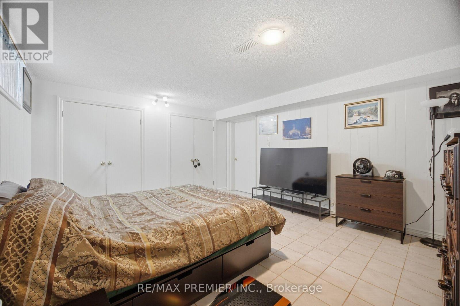 28 LANDRON CRESCENT - Image 43