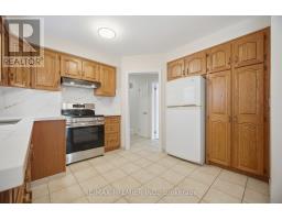 28 Landron Crescent, Toronto, ON M9P1K7 Photo 13