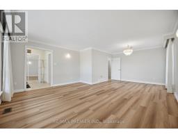 28 Landron Crescent, Toronto, ON M9P1K7 Photo 18