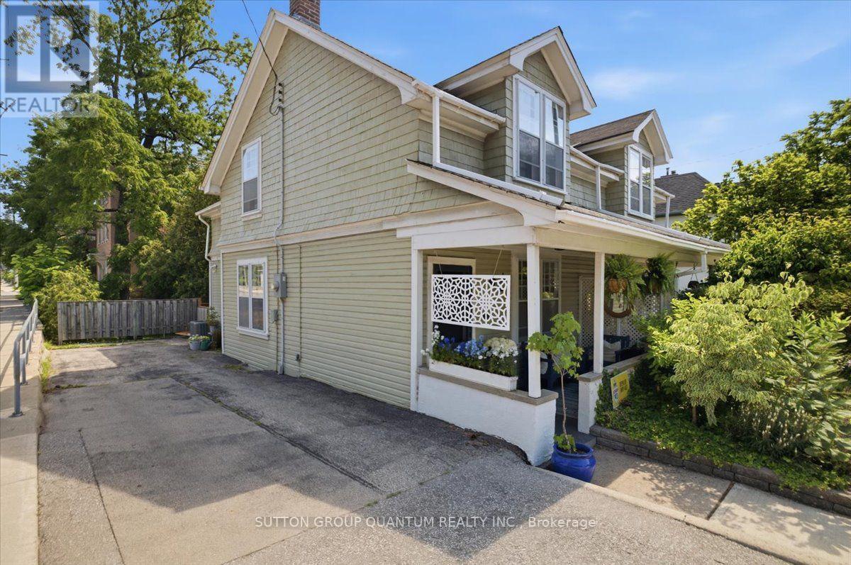 Photo of 137 CHISHOLM STREET