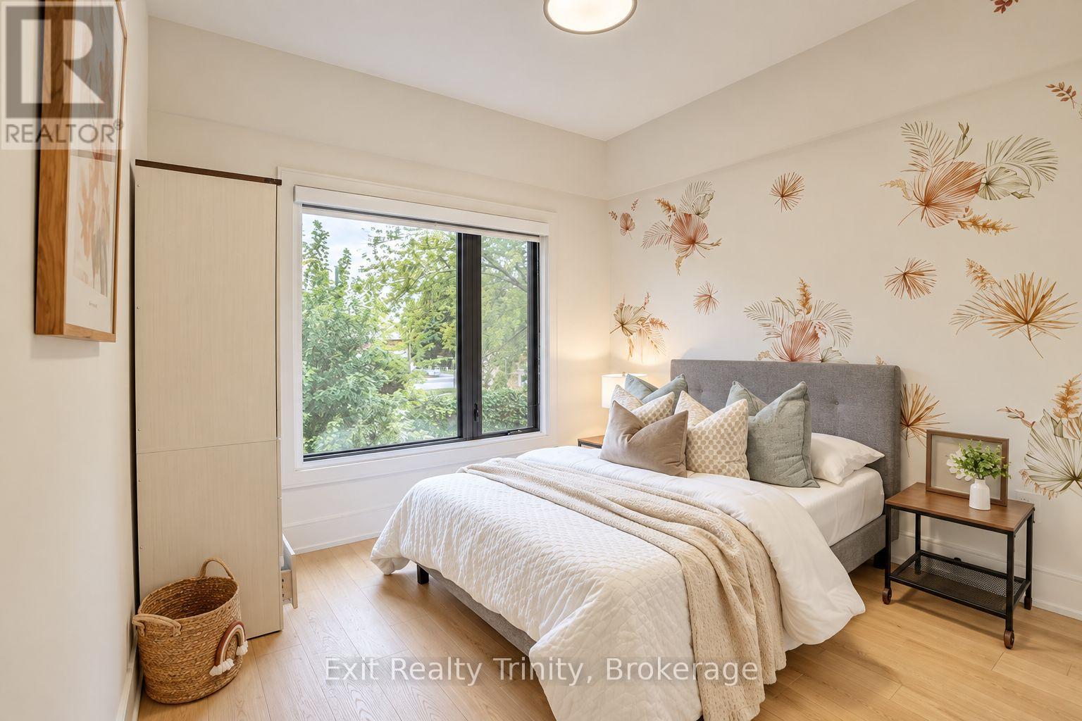 152 SHELDON AVENUE - Image 30