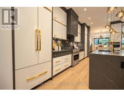 152 Sheldon Avenue, Toronto, ON M8W4L6 Photo 11