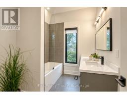 152 Sheldon Avenue, Toronto, ON M8W4L6 Photo 26