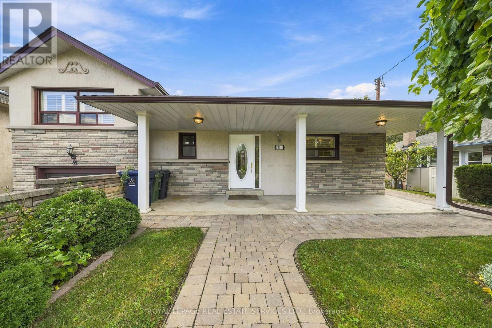 81 LETCHWORTH CRESCENT - 2