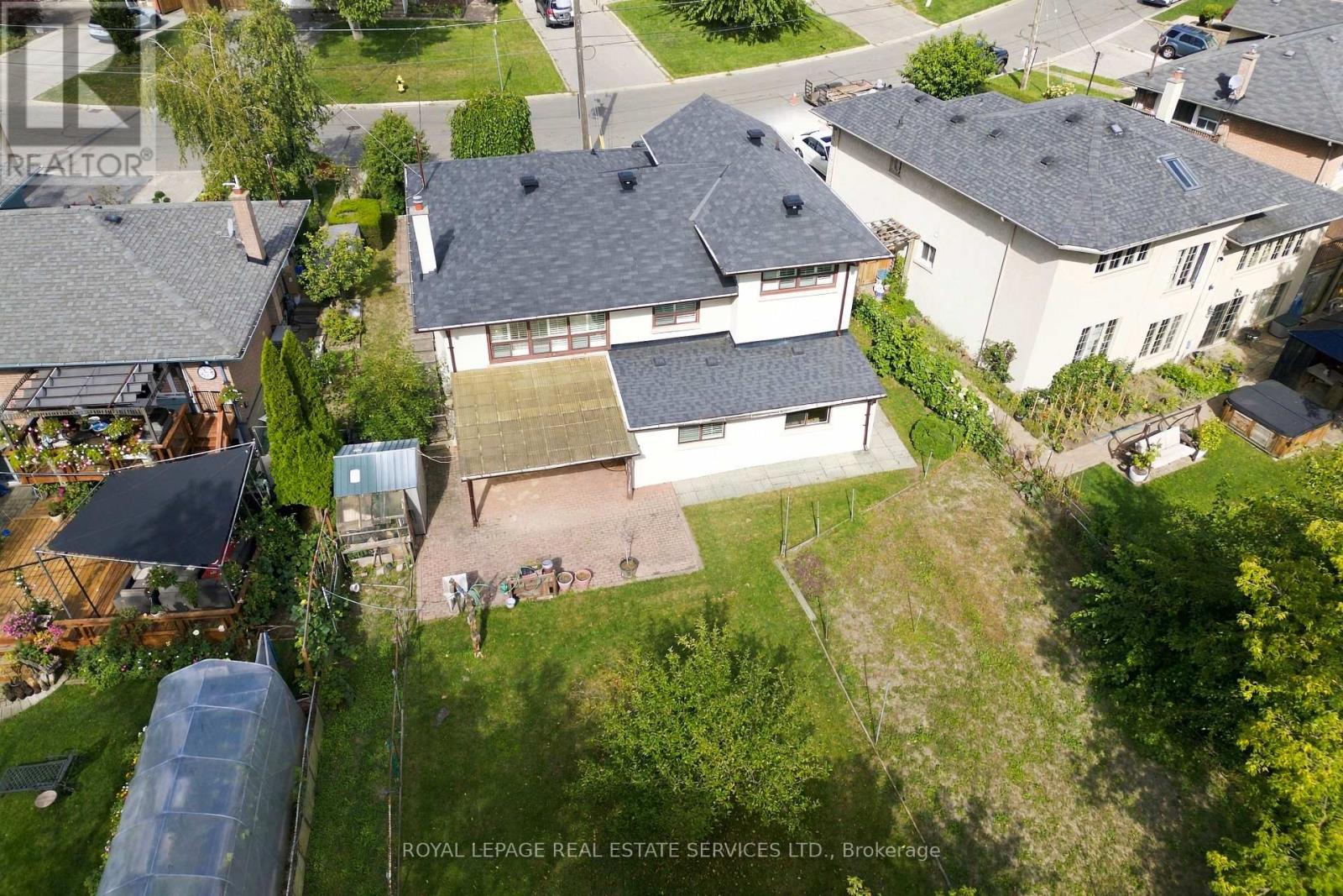 81 LETCHWORTH CRESCENT - Image 27