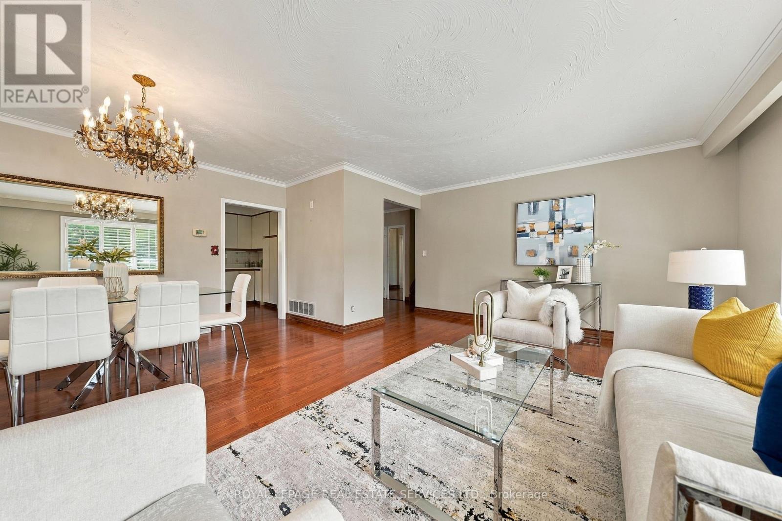 81 LETCHWORTH CRESCENT - 5