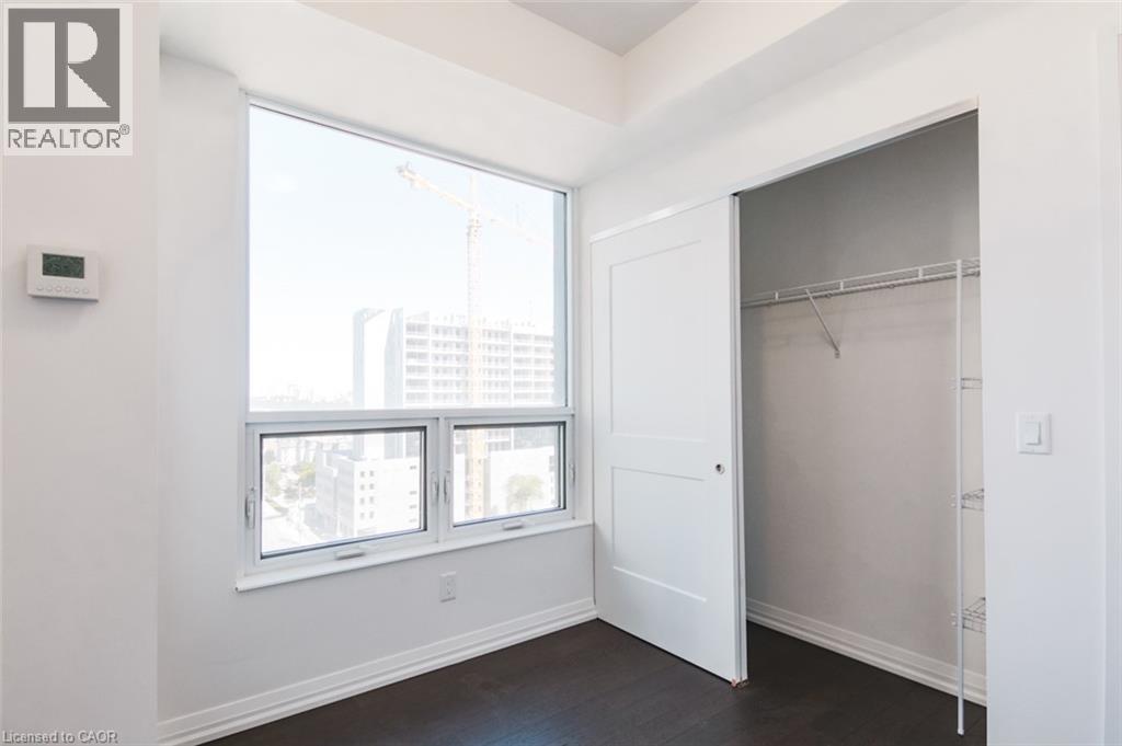 155 Caroline Street South — photo 10