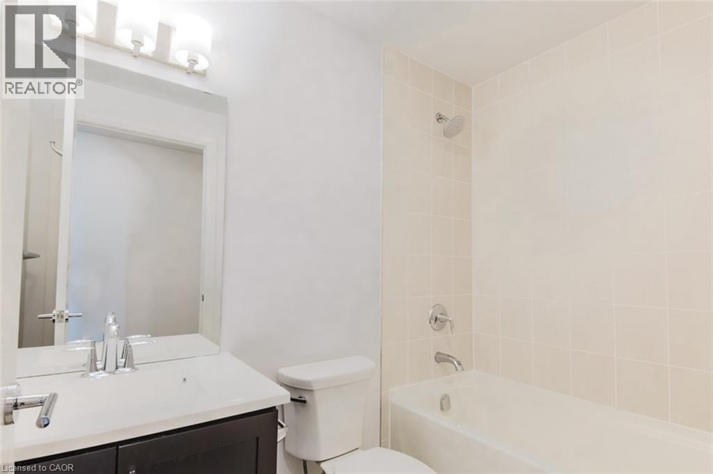 155 Caroline Street South — photo 19