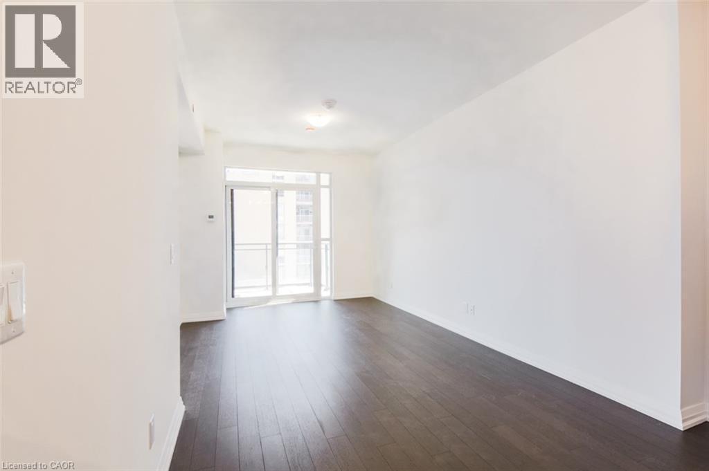 155 Caroline Street South — photo 8
