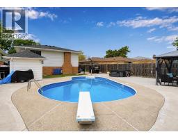 9335 Esplanade, Windsor, ON N8R1J3 Photo 16