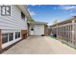 9335 Esplanade, Windsor, ON N8R1J3 Photo 21