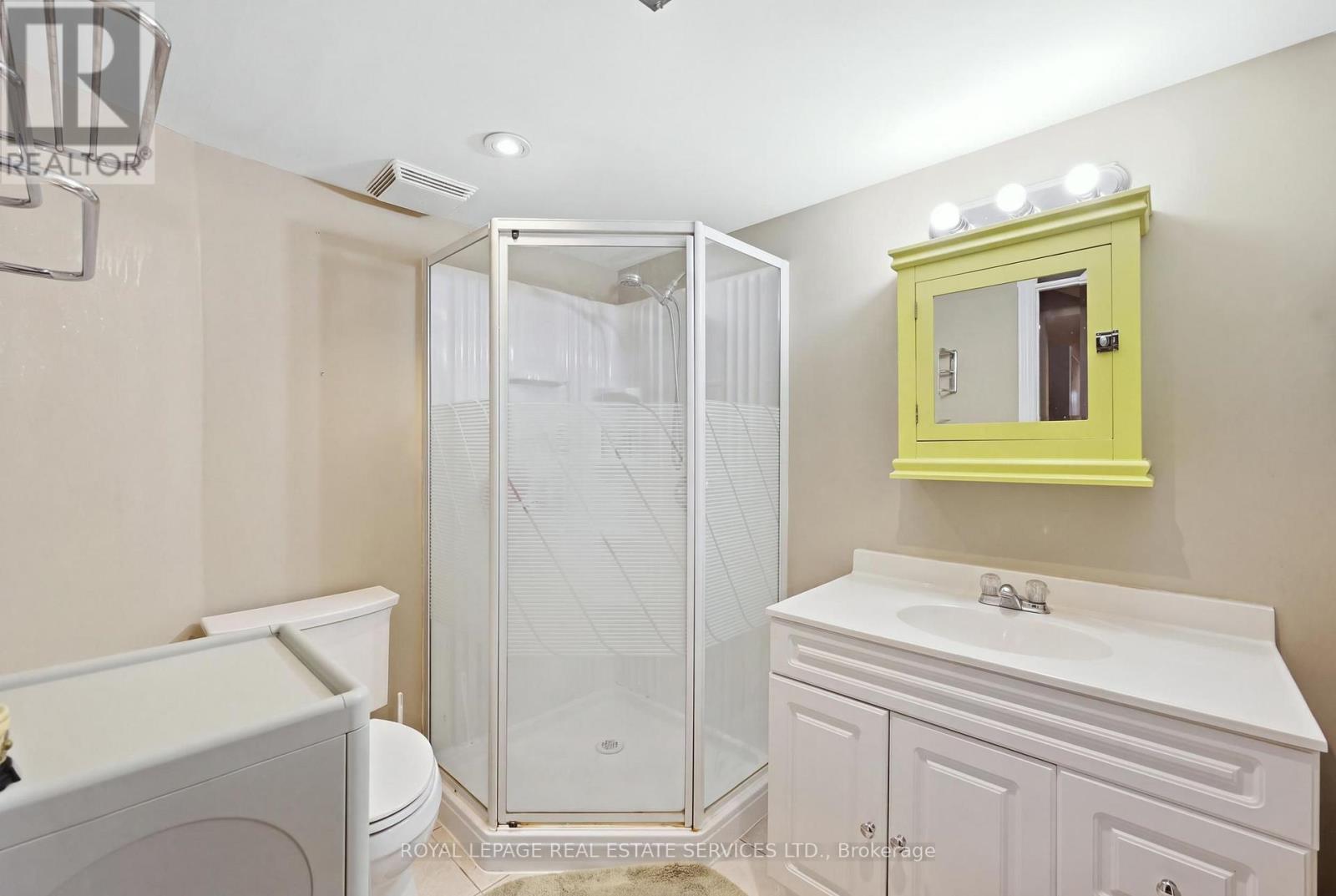 #3 165 Terraview Crescent, Guelph (Kortright West), Ontario, N1G5G8, Guelph (Kortright West), Ontario — photo 4 of 5