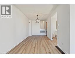 Eat in kitchen - 589 Mohawk Road W, Hamilton, ON L9C1X5 Photo 6