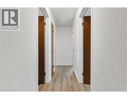Primary Bedroom - 589 Mohawk Road W, Hamilton, ON L9C1X5 Photo 12