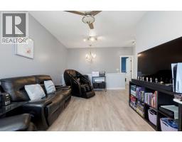 Kitchen - 17 Hammond Close, Sylvan Lake, AB T4S0C7 Photo 20