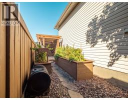 385 Thyrza Burkitt Link N, Lethbridge, AB T1H5M5 Photo 35