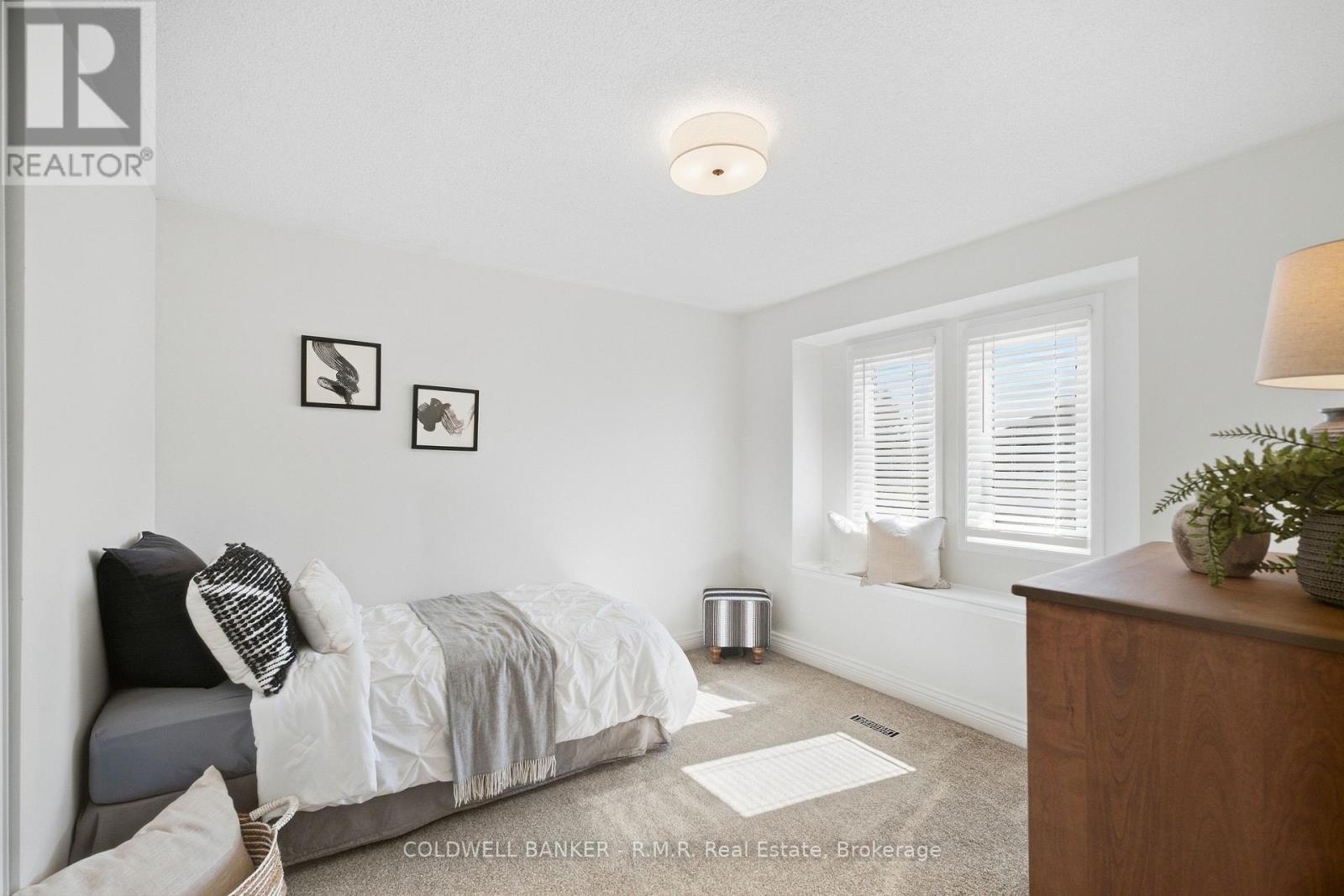 6 MERCHANTS AVENUE - Image 33