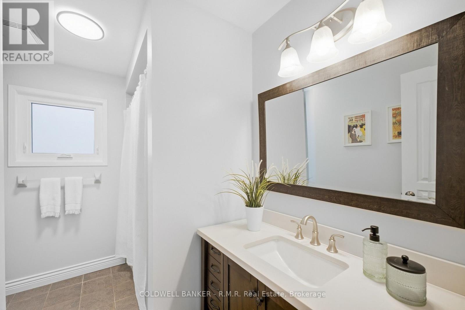 6 MERCHANTS AVENUE - Image 36