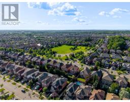 6 Merchants Avenue, Whitby, ON L1P1S1 Photo 49