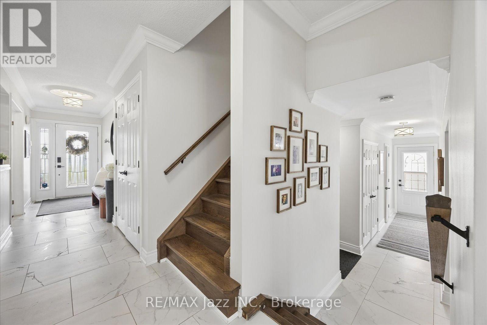 510 FAIRGLEN AVENUE - 18