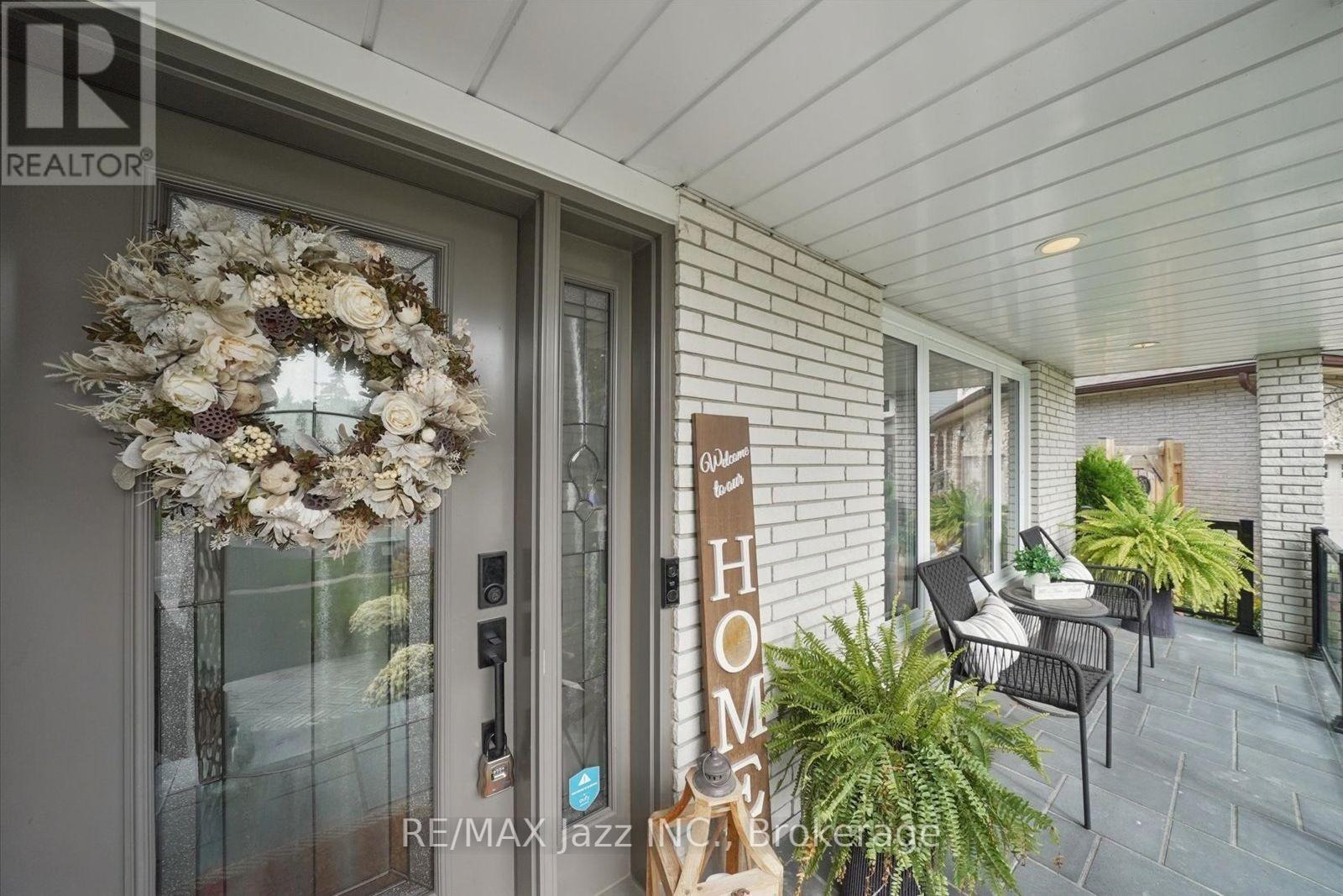 510 FAIRGLEN AVENUE - 4
