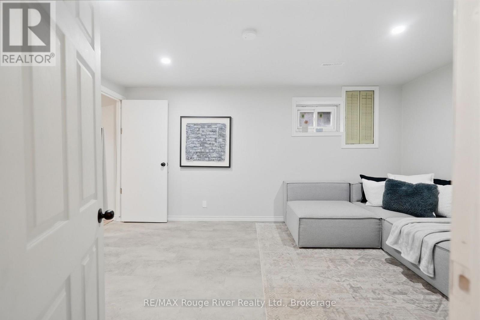 313 LUPIN DRIVE - Image 29