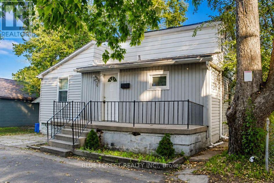 Property for sale at 4 HENRY STREET