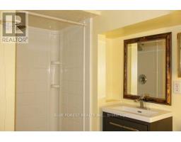 4 Henry Street, London East, ON N6B2L7 Photo 19