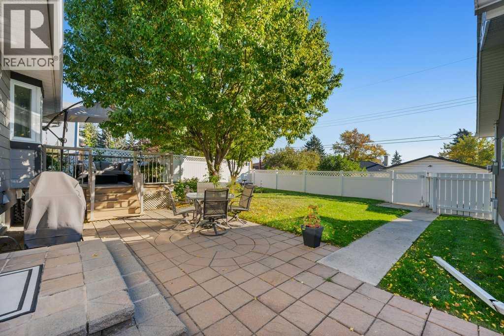 7804 7 Street SW - photo 32